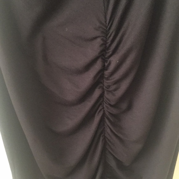 Black Flutter Sleeve Dresd - Picture 3 of 6